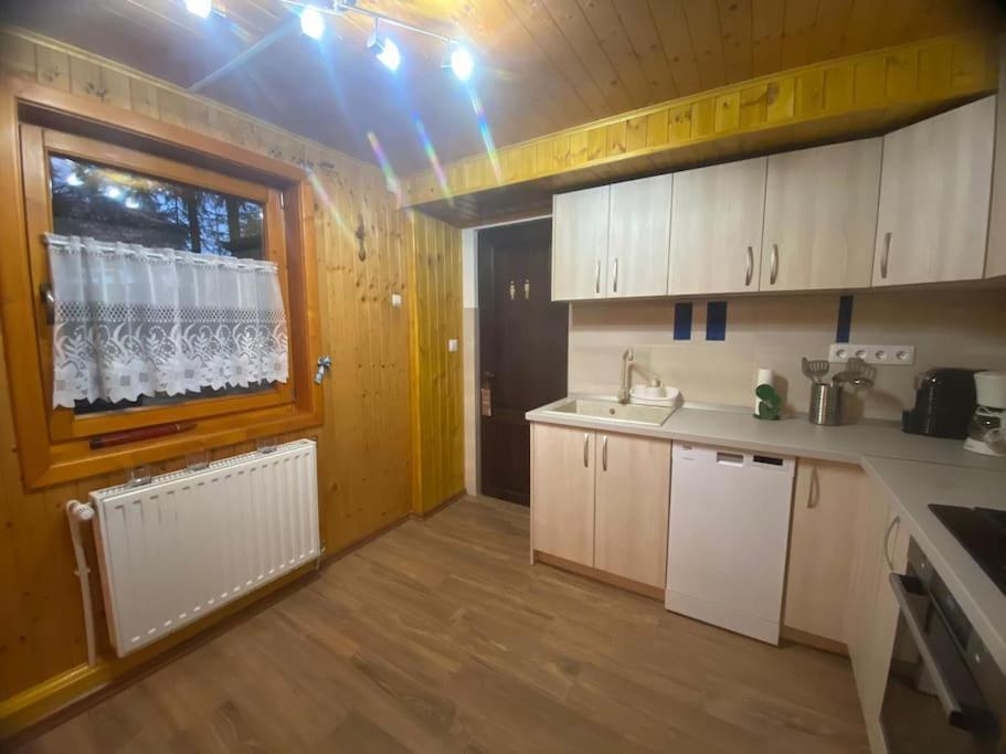 Cabana Cerbul De Aur Sub Cetate Luaran gambar